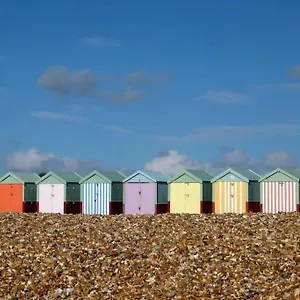 Poets Rest, Free Parking, Ev Socket Fees Apply Walk To Apartment Brighton